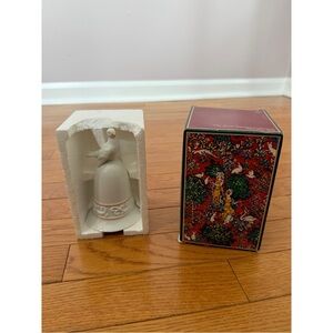 Avon Vintage 1981 The Avon Tapestry Collection Porcelain Bell with Dove